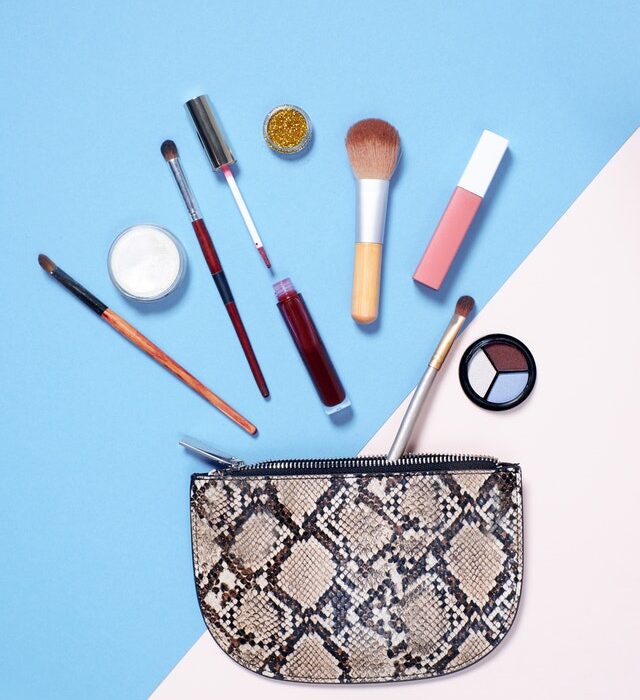 What Products to Keep in Your Makeup Case